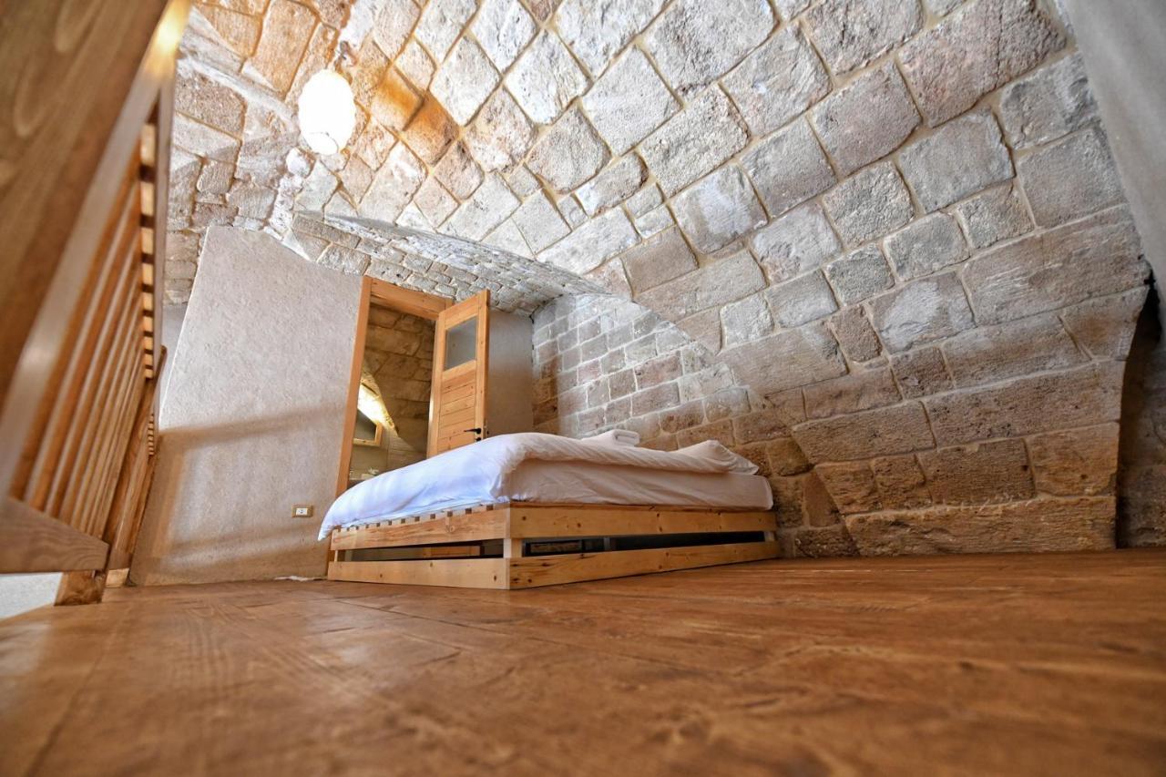 Old Town Guesthouses Batroûn Esterno foto