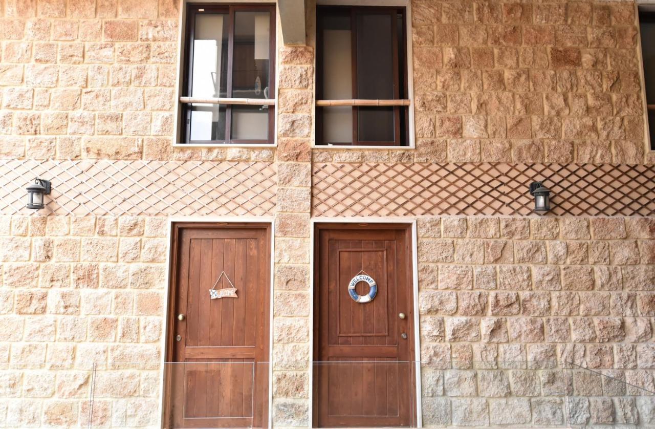 Old Town Guesthouses Batroûn Esterno foto